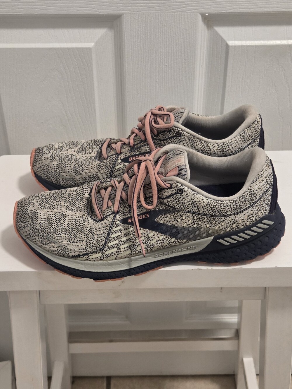 Brooks Adrenaline GTS 21 Running Shoes - Size 11.5